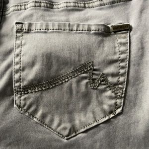 Max Jeans size 6 skinny light green